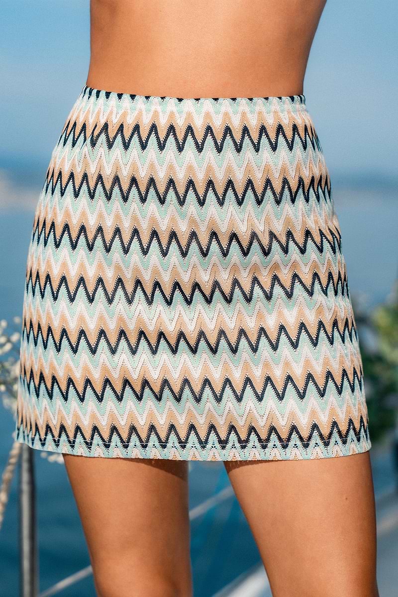 Jupe courte rayée en tricot