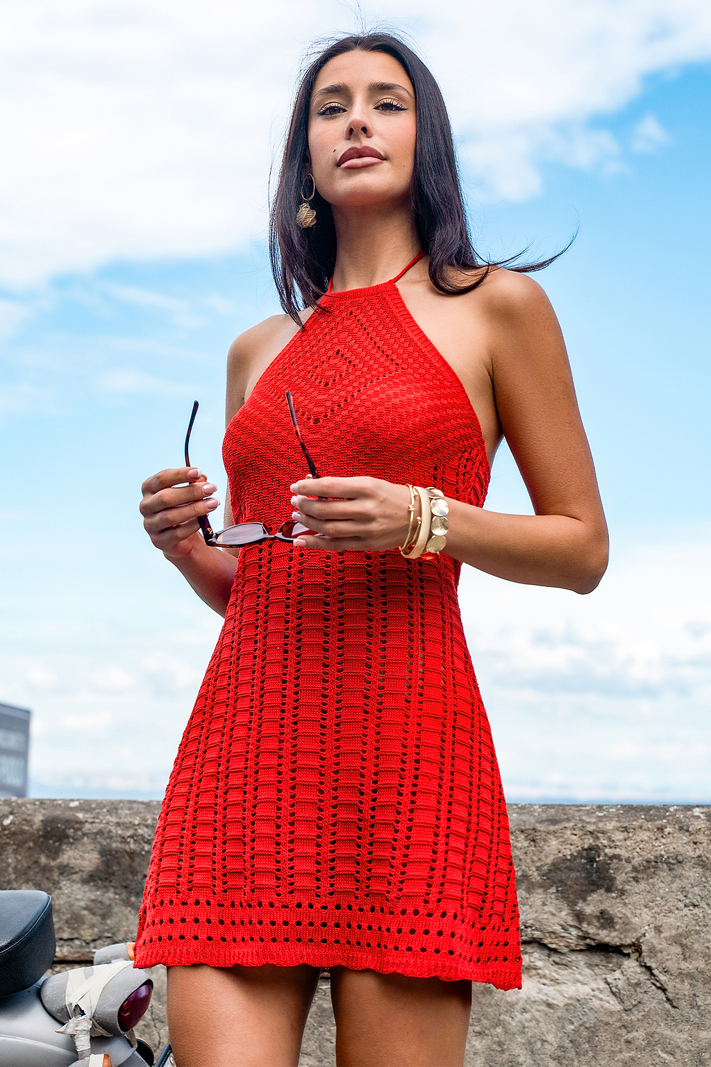 Robe courte cover up rouge audacieuse