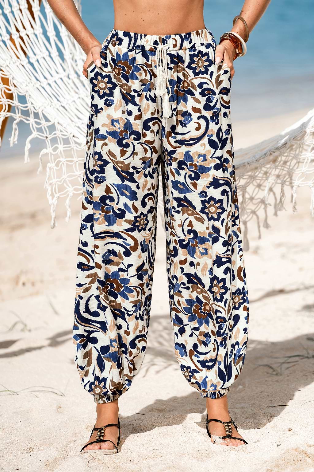 So Earthy Floral Pants