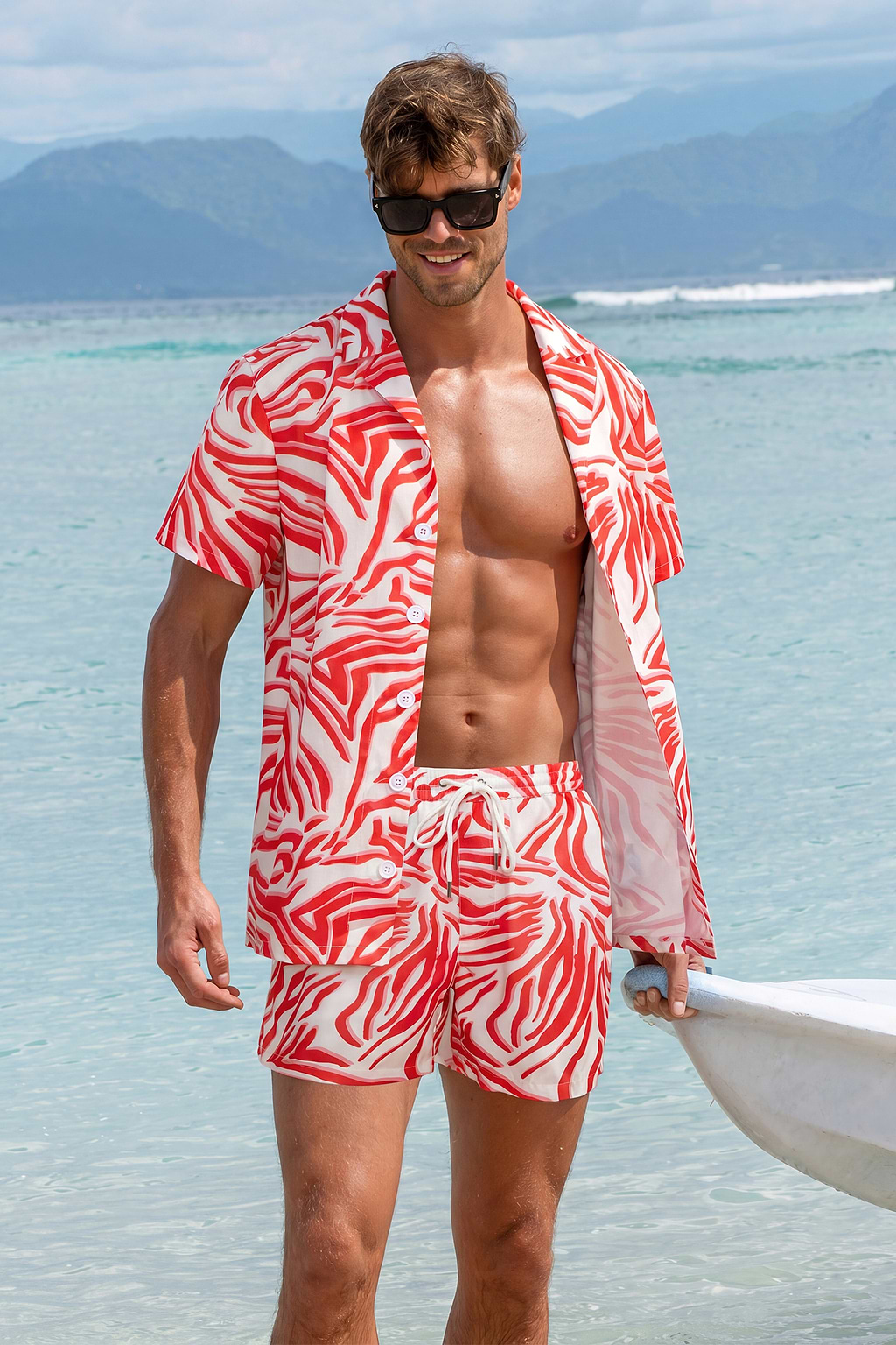 Chemise à motif abstrait au style artistique