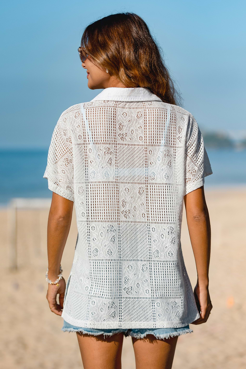 Weiße Kurzarm-Bluse mit Hemdkragen