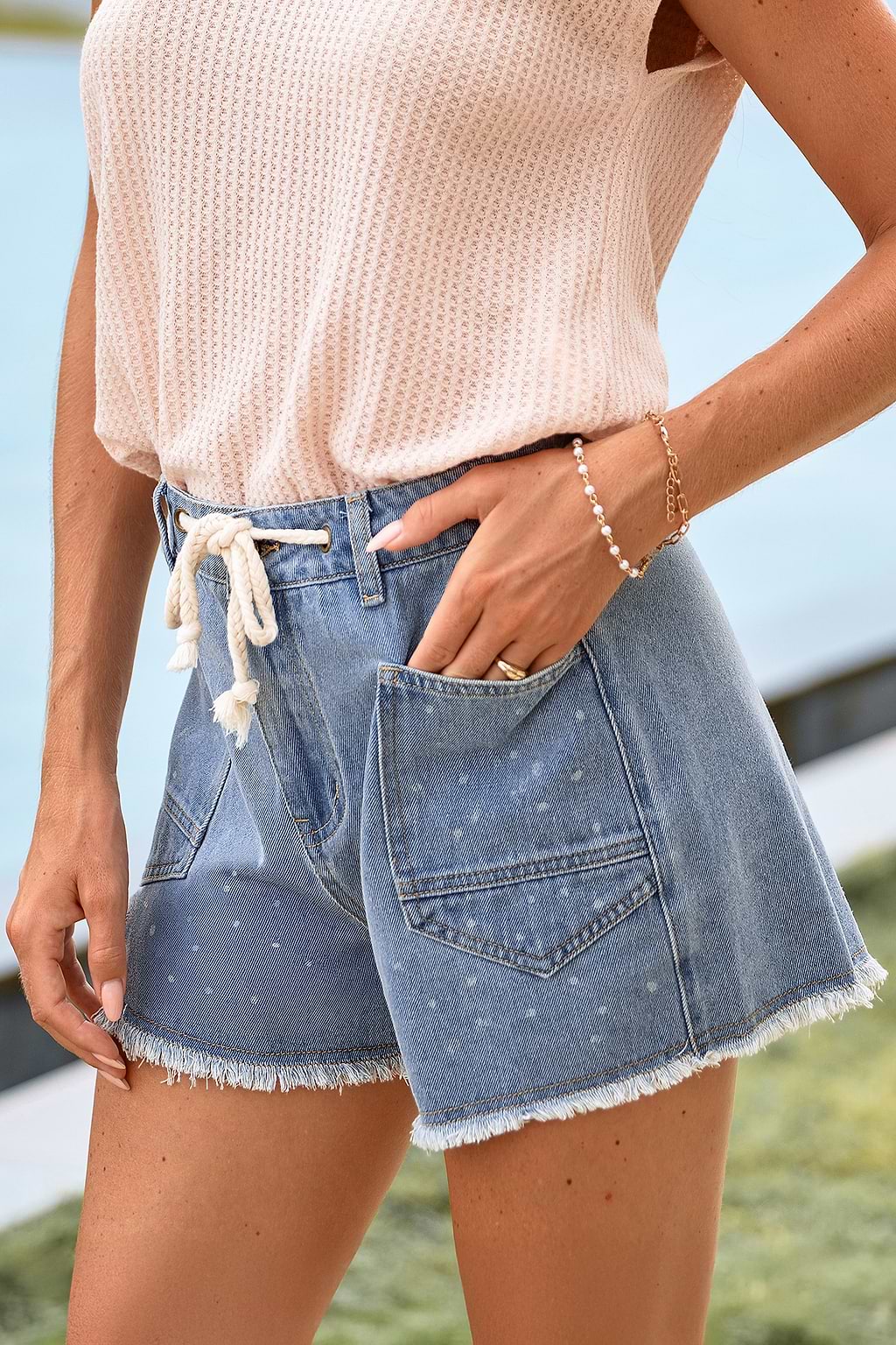 Short denim à cordon