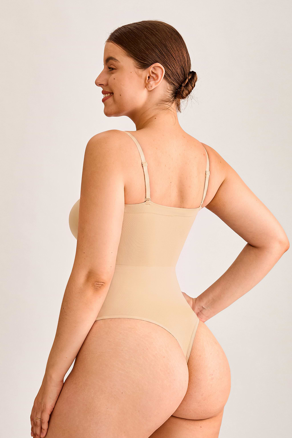 Khaki Shapewear-Body mit verstellbaren Trägern