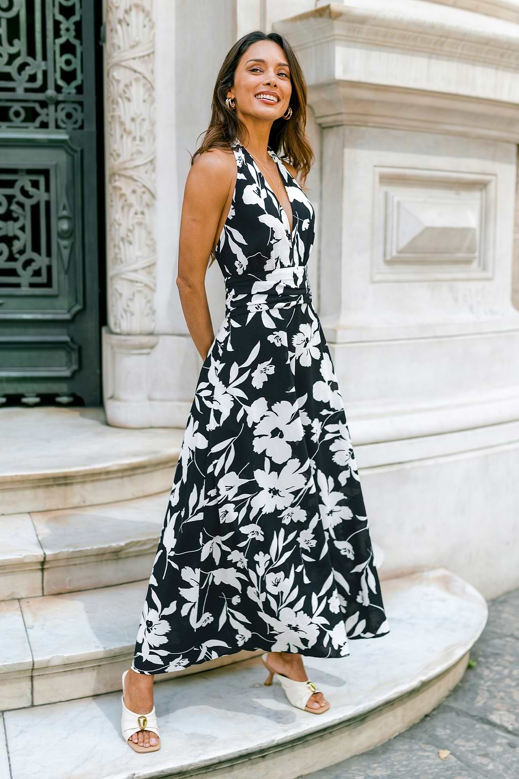 Robe longue tissé tropicale à col plongeant