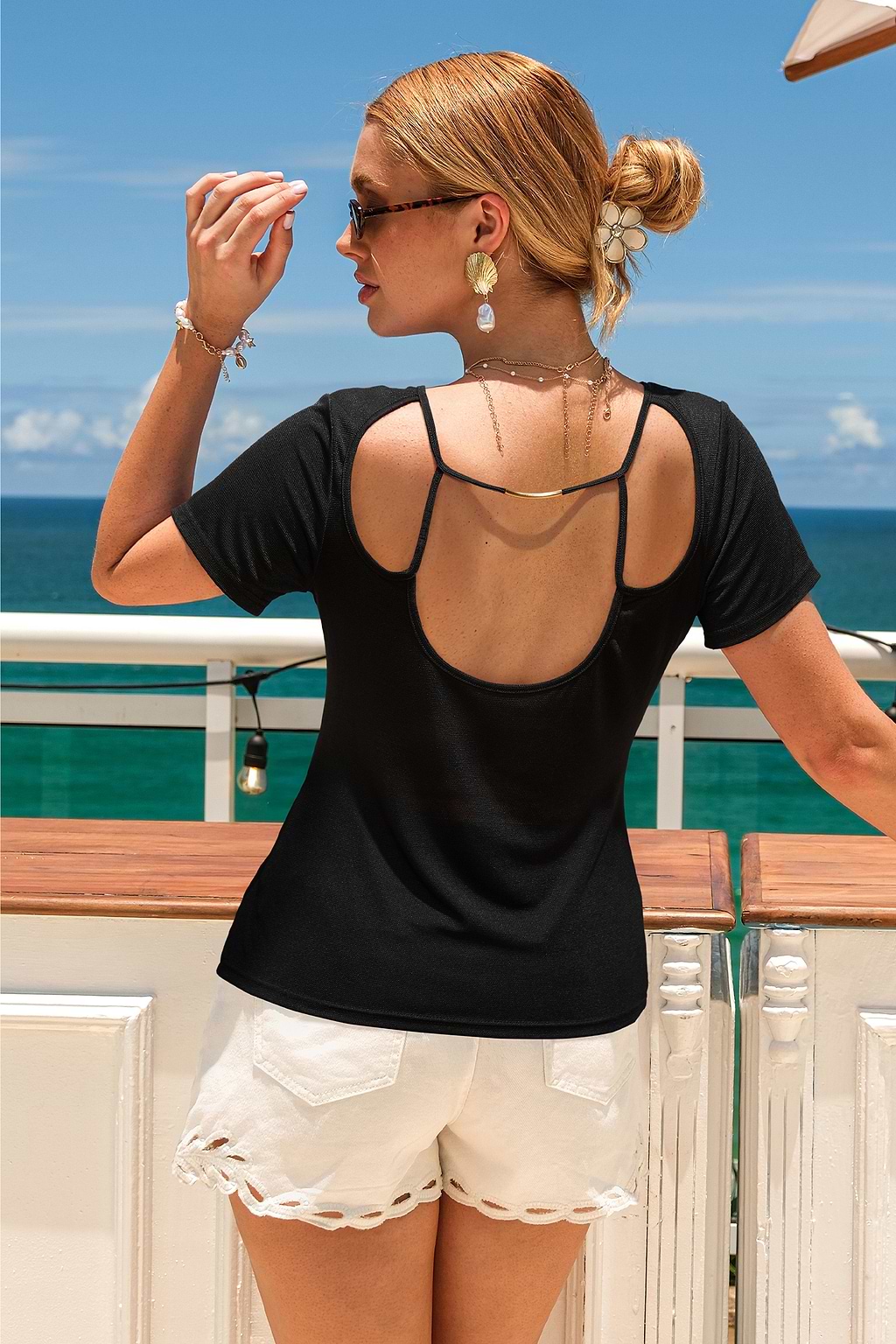 Fun Aura Black Top