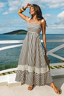 Robe longue rayée tissé à col carré