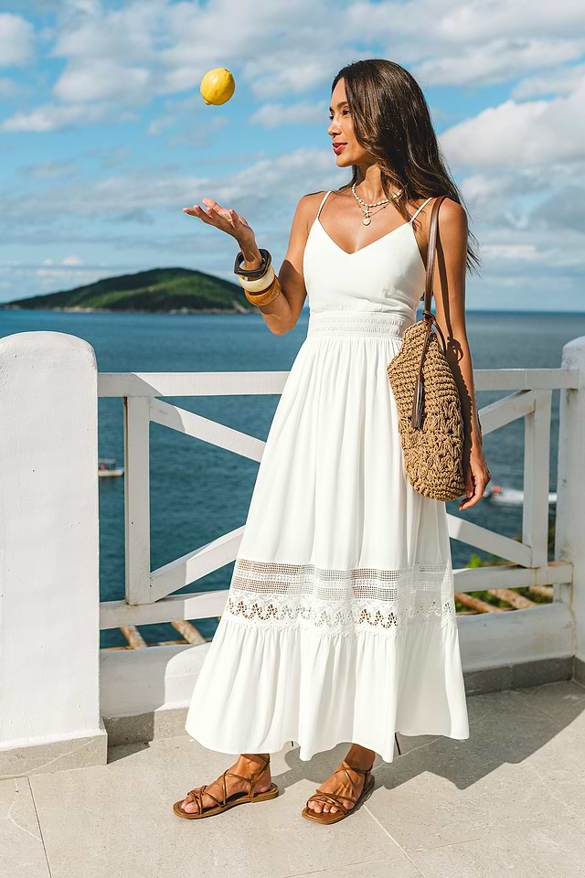 long white maxi beach dress Cupshe Breathtaking White Maxi Dress - White