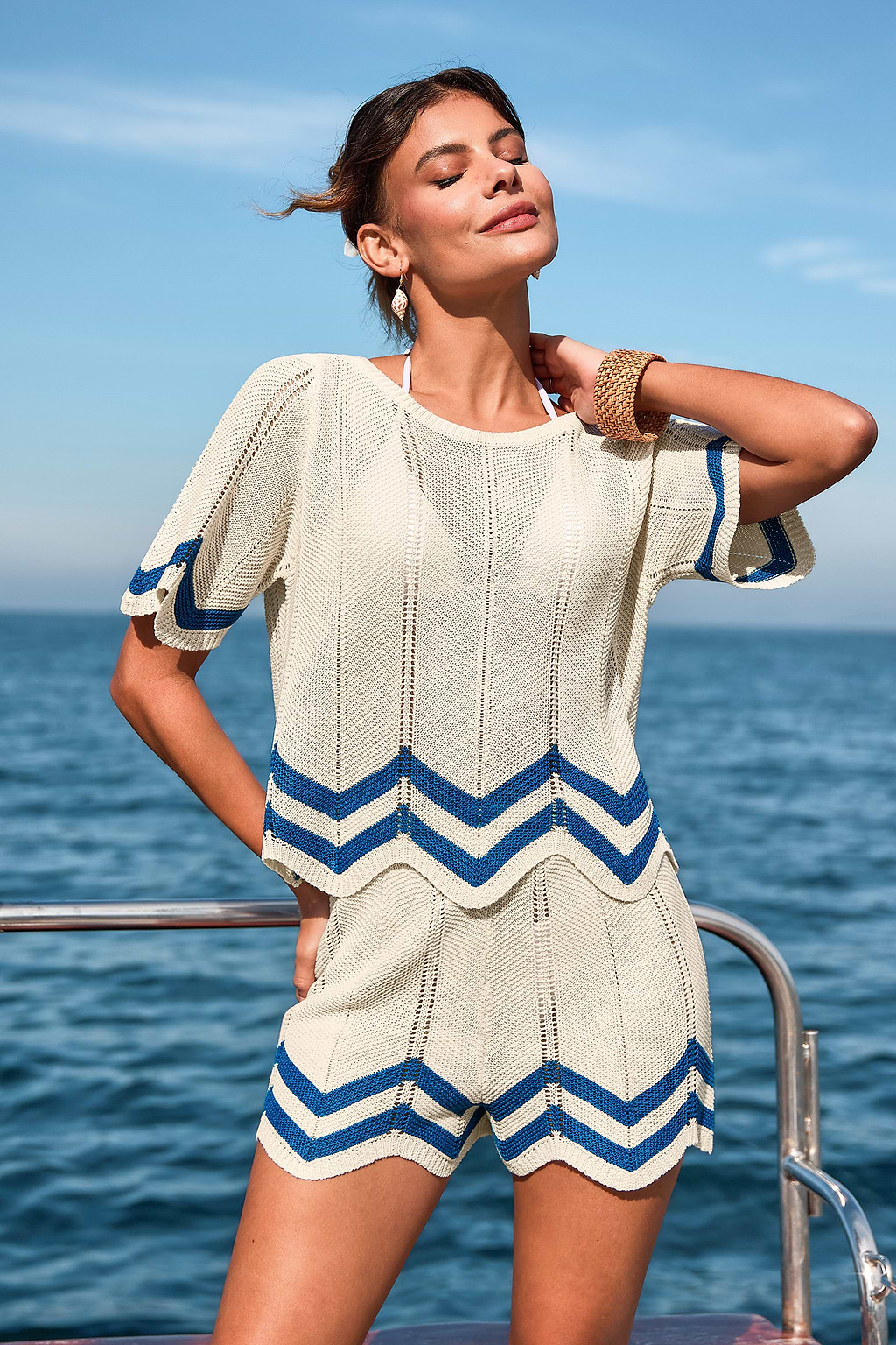 Pantaloncini copricostume a chevron 