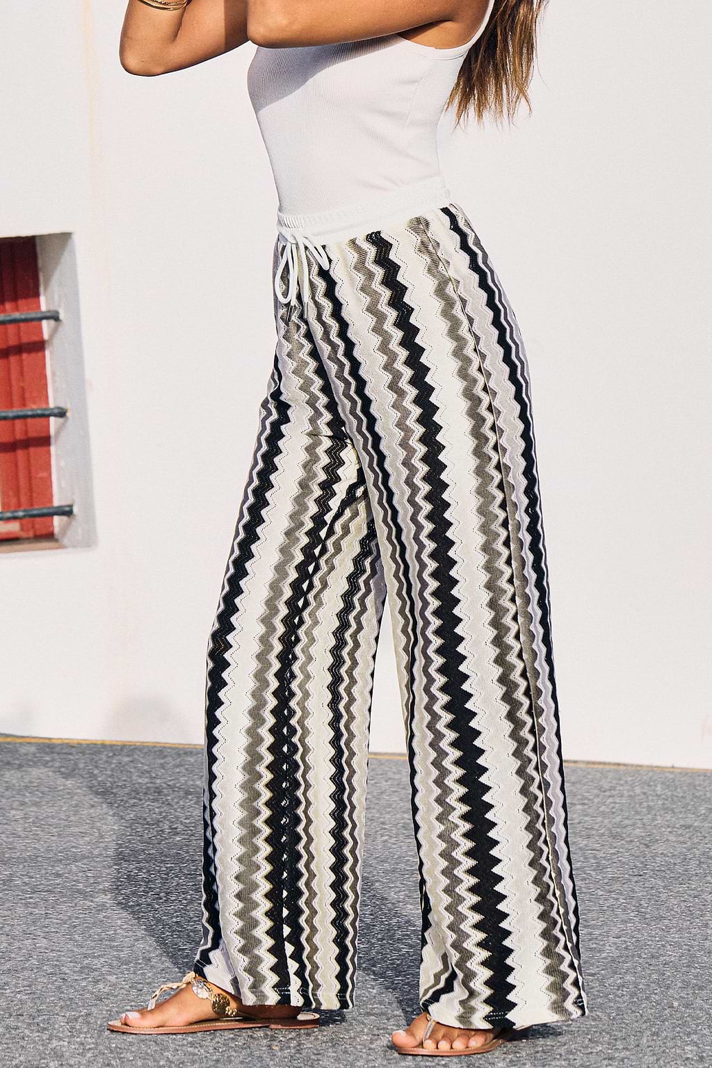 Scenic Trail Chevron Cover-Up Trousers