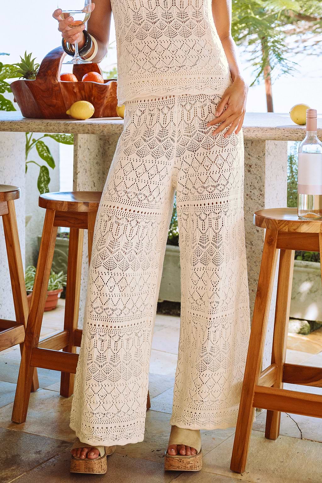 Pantaloni copricostume beige leggeri come l'aria
