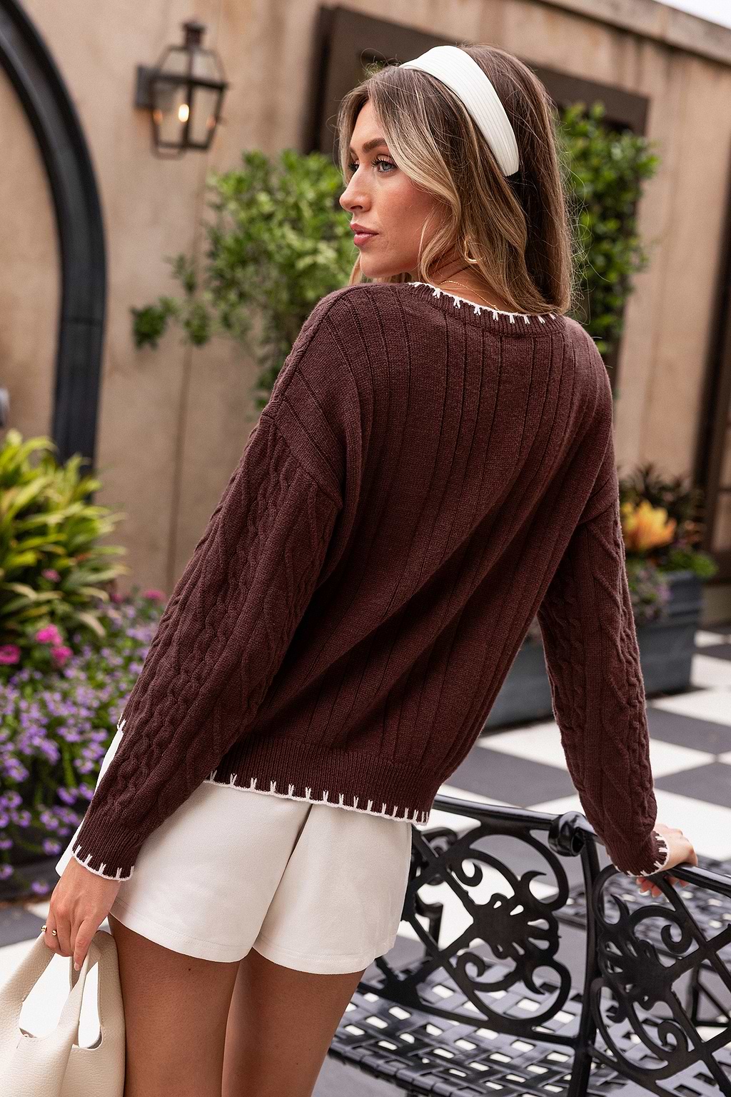 Cardigan marron à col V et manches longues