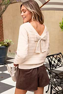 Pull neutre cosy à col rond et manches longues