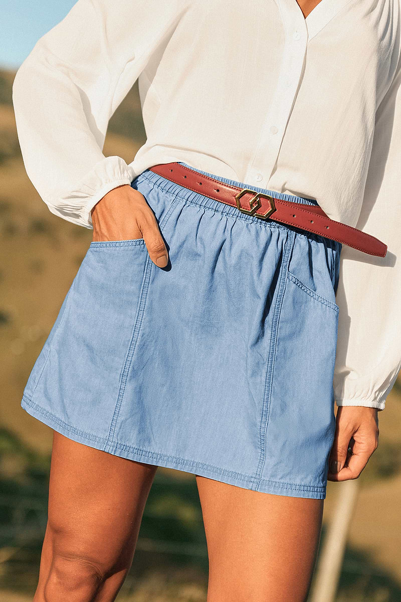 Jupe courte en denim délavé clair à taille élastique