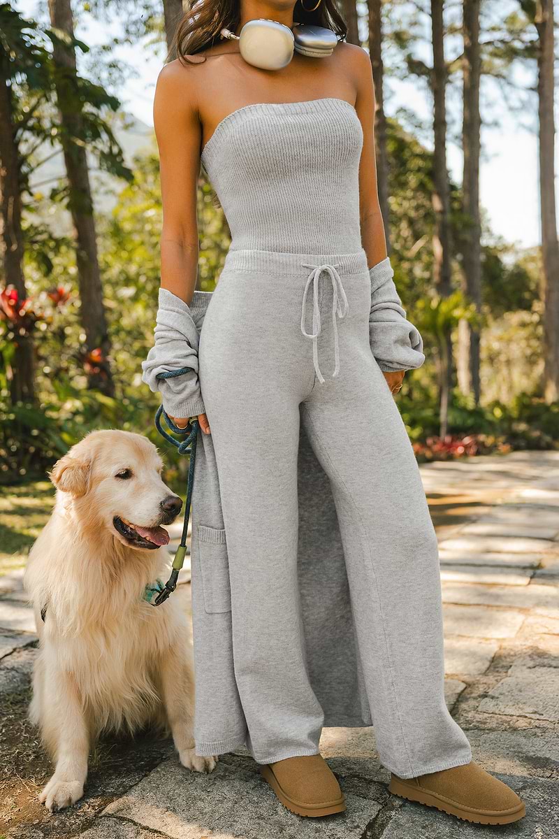 Meglio vestirsi a strati: pantaloni in maglia grigia