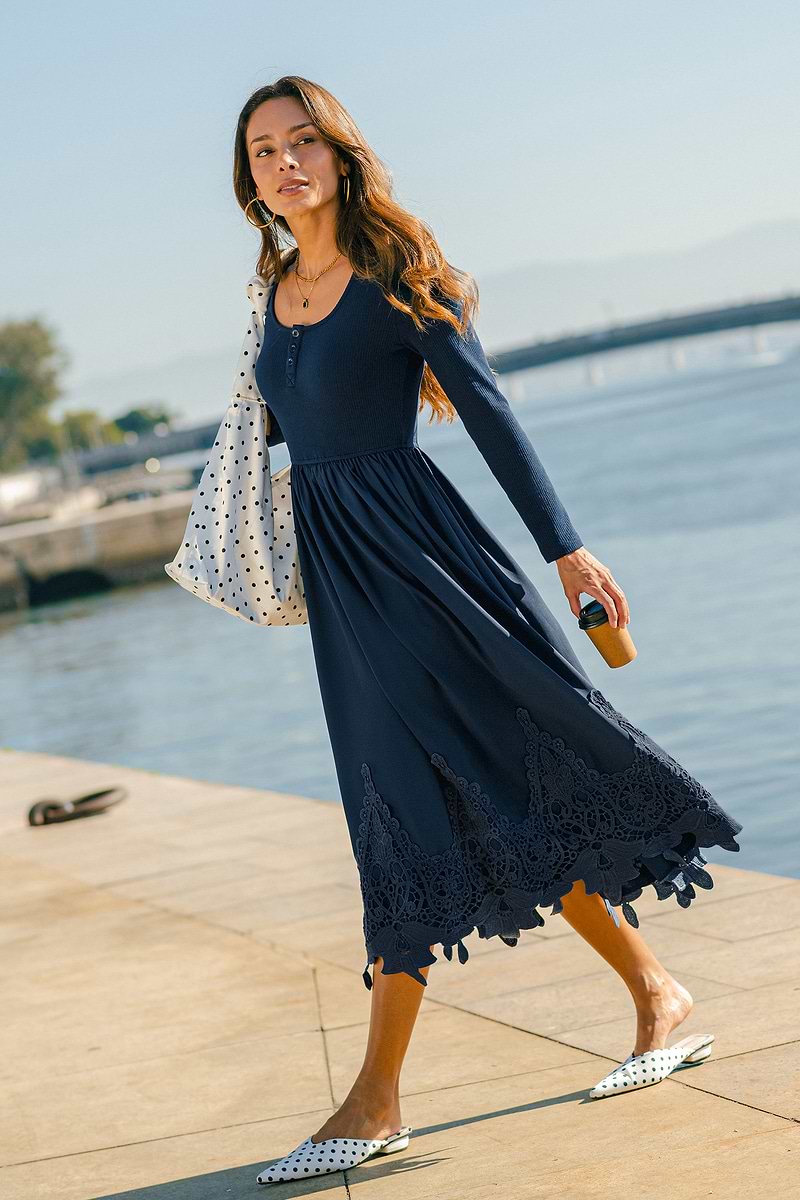 Vestido midi azul para otoño