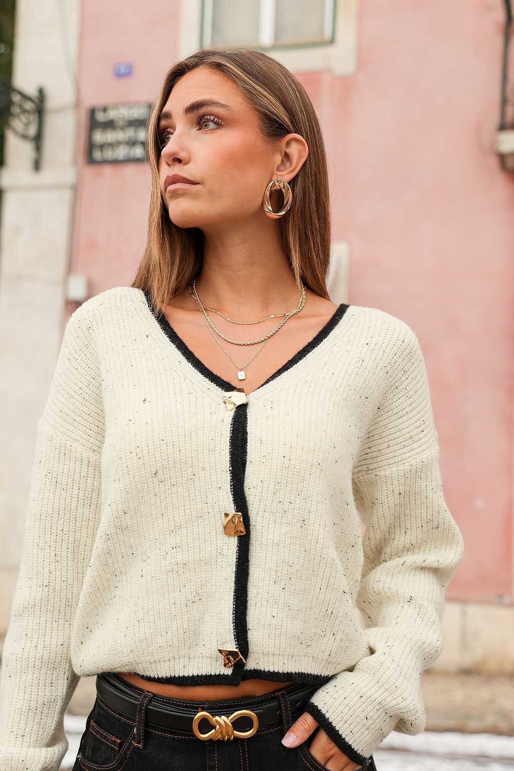 Cardigan beige en tricot polyester à col V et manches longues