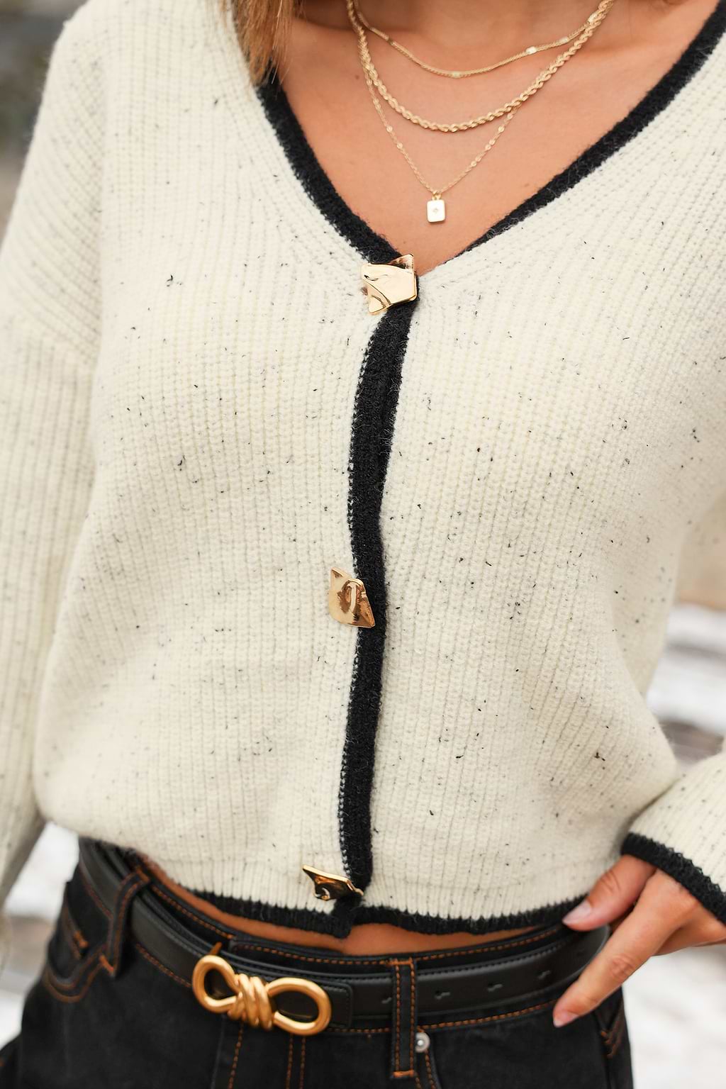 Cardigan beige en tricot polyester à col V et manches longues