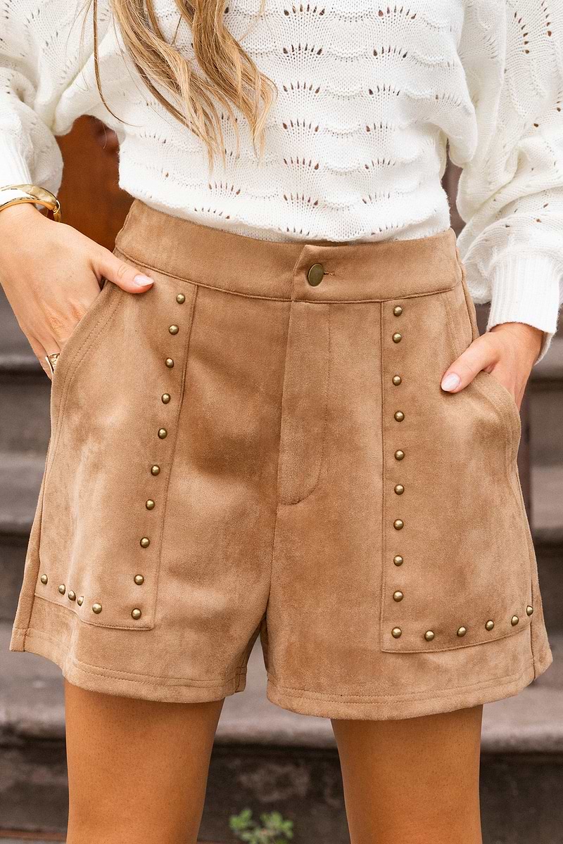 Braune Shorts in Wildlederoptik mit Taschen
