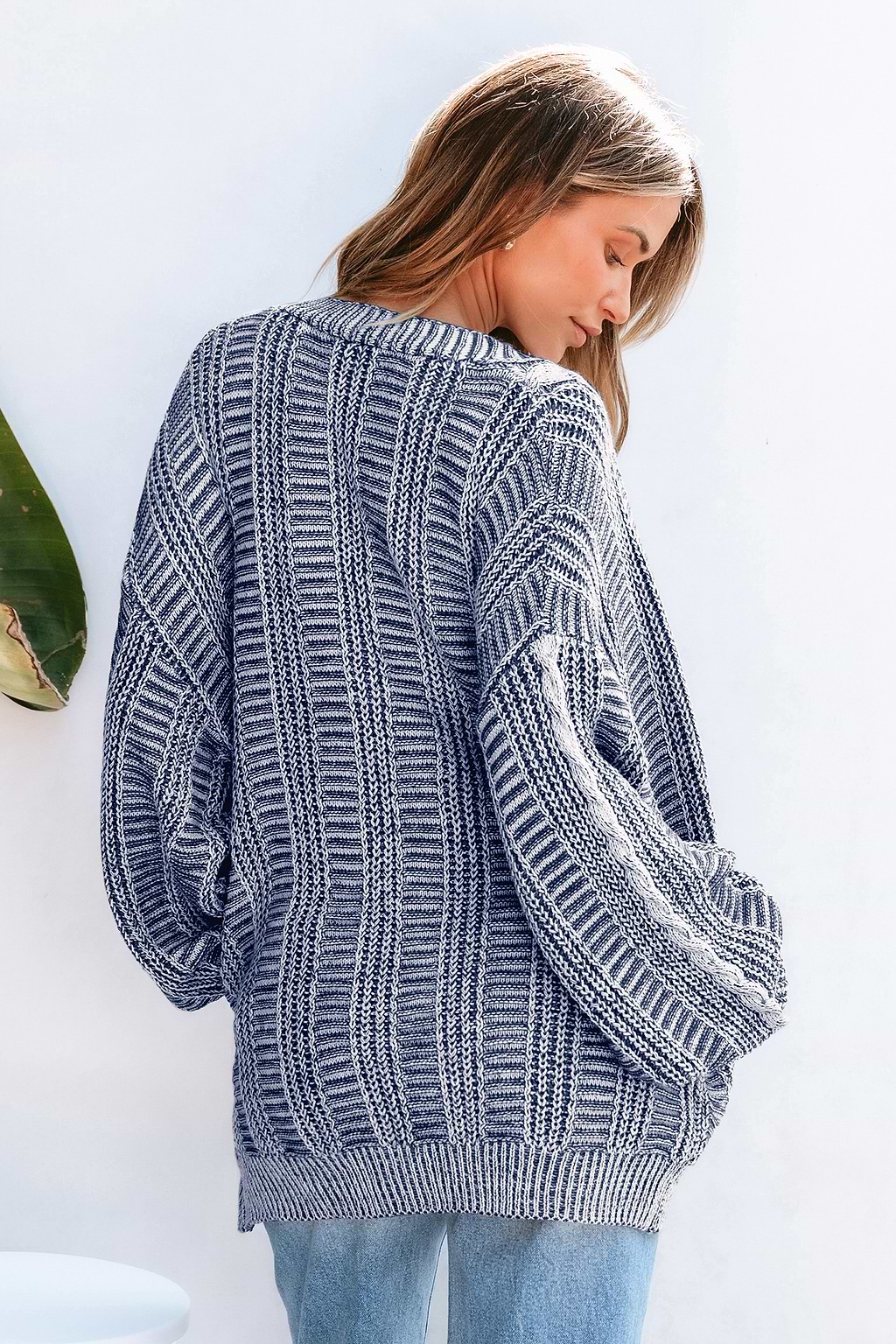 Cardigan en tricot col V boutons sur le devant