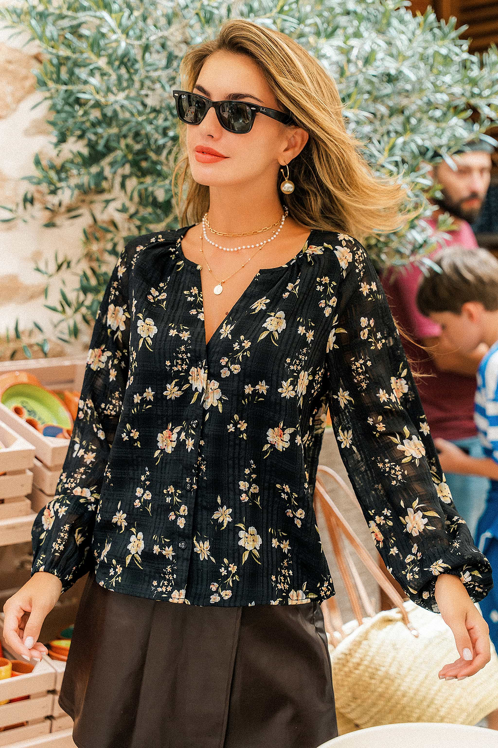 Che bella camicetta floreale!