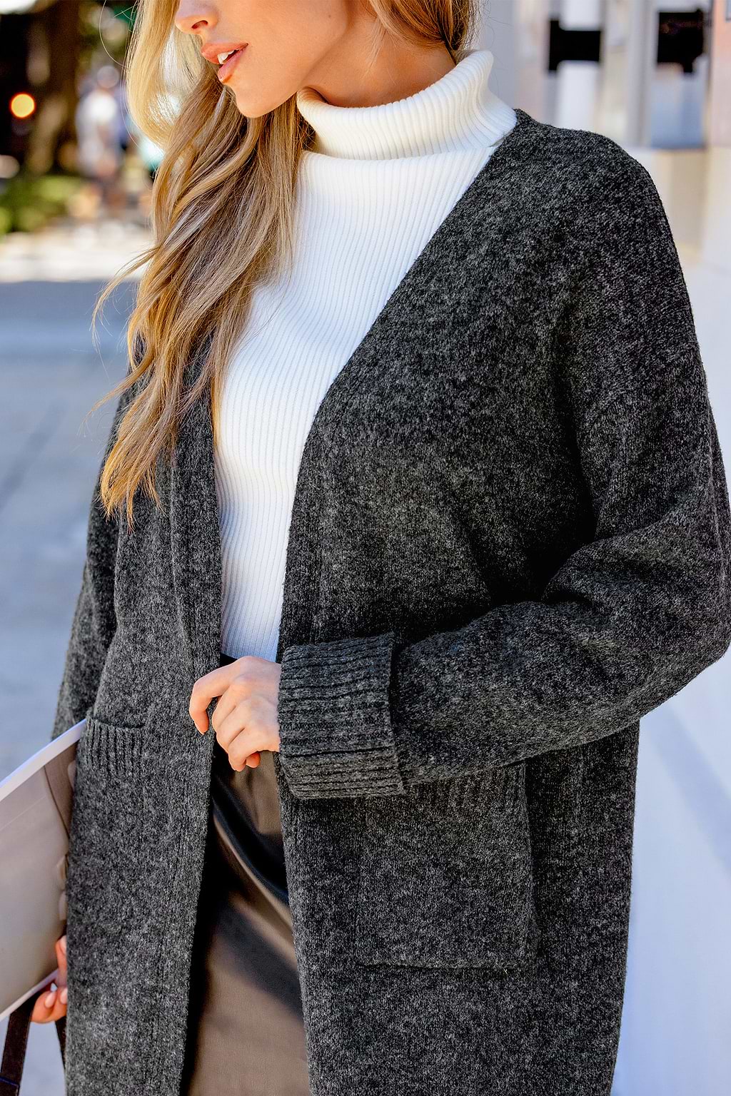 Graue Lange Strickjacke