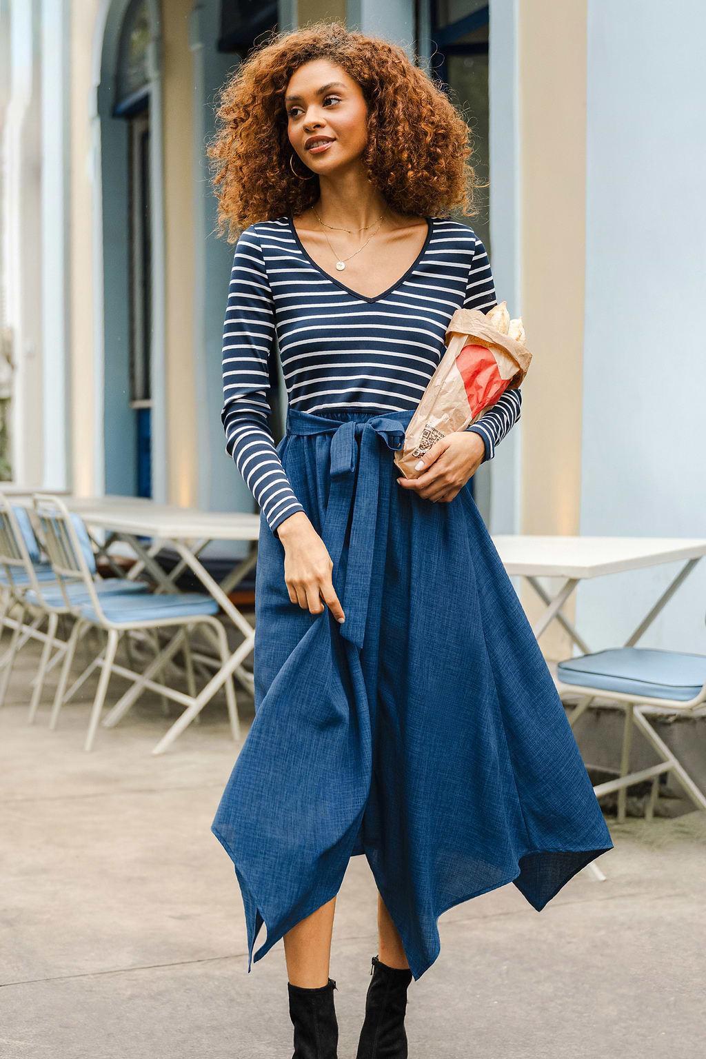 Blau Gestreiftes Langarm Midi-Freizeitkleid mit Taillenband