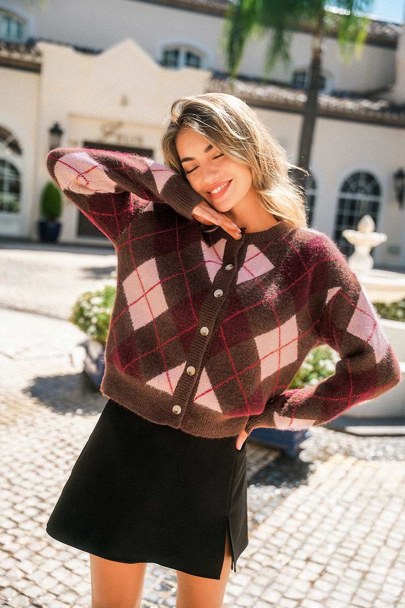 Cardigan Read the Room Argyle