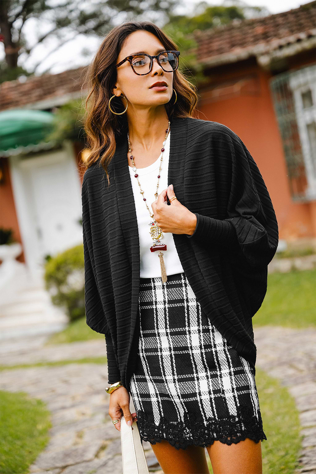 Cardigan noir en tricot à devant ouvert et manches longues