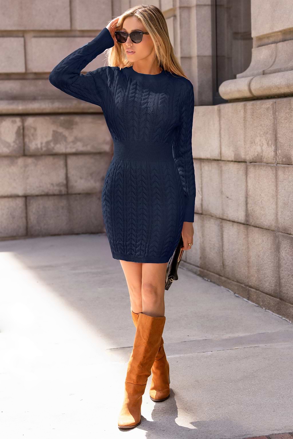 Blaues Figurbetontes Mini-Strickkleid mit Rundhalsausschnitt