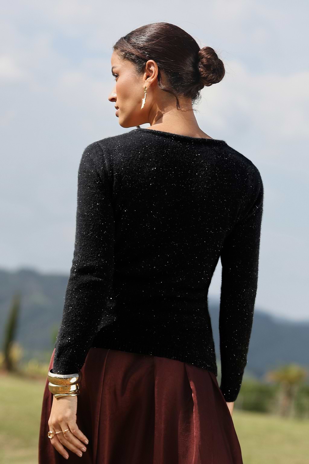 Pull noir en tricot à col V et effet superposé